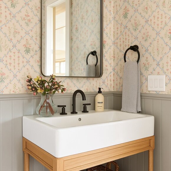 Vintage 1980s Floral Diamond Motif Wallpaper - Picture 10 of 12